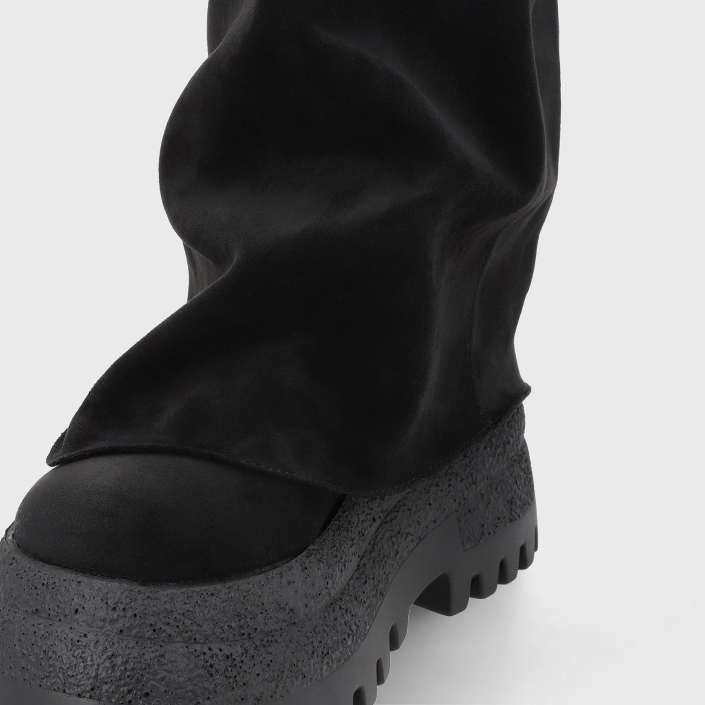 Bota Plataforma Negra Mujer 55291 - Gotta Perú
