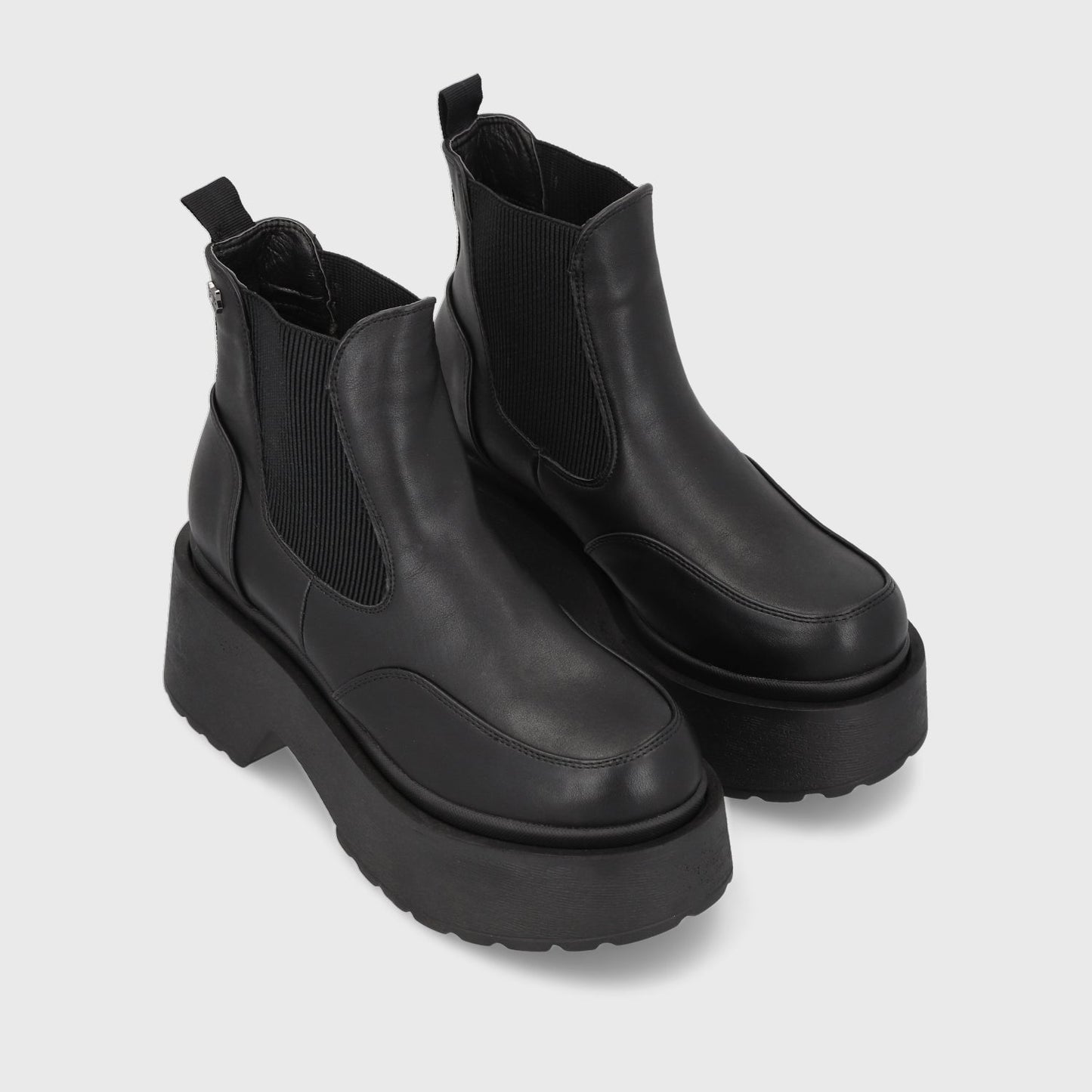 Botín Negro Mujer 35800 - Gotta Perú