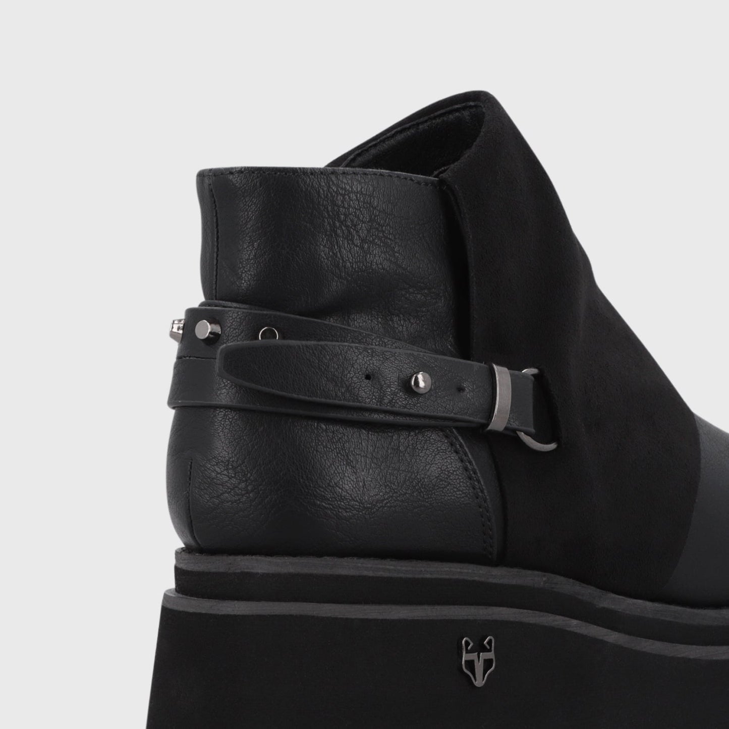 Botin Plataforma Negro Mujer 1509B - Gotta Perú