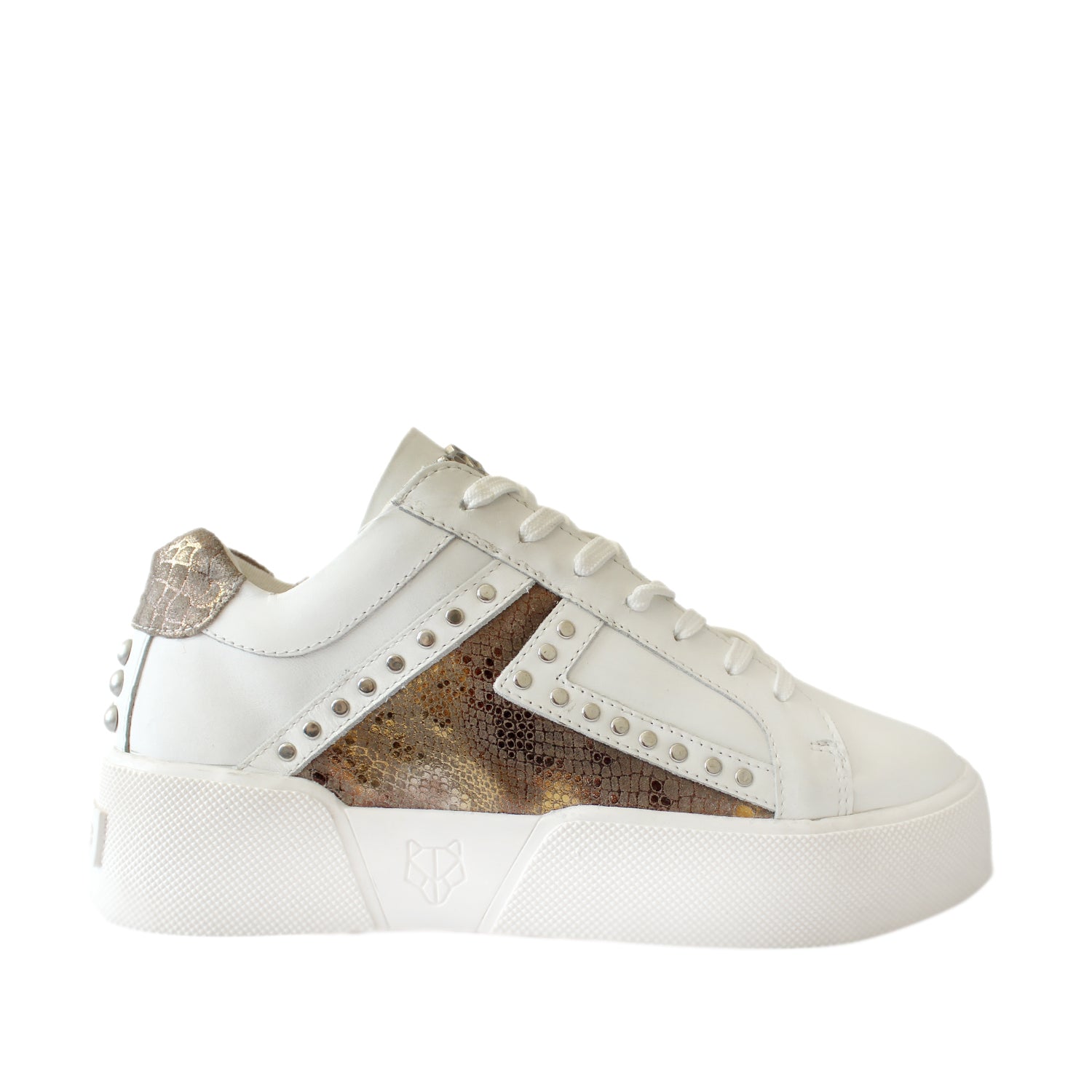 Zapatilla Dorada Cuero Mujer 18511