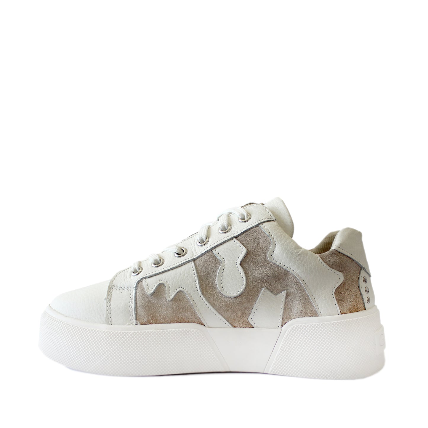 Zapatilla Blanca Cuero Mujer 18513
