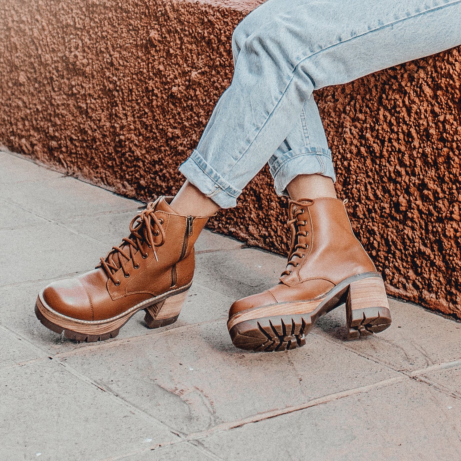 Botín Cuero Camel Mujer 18563