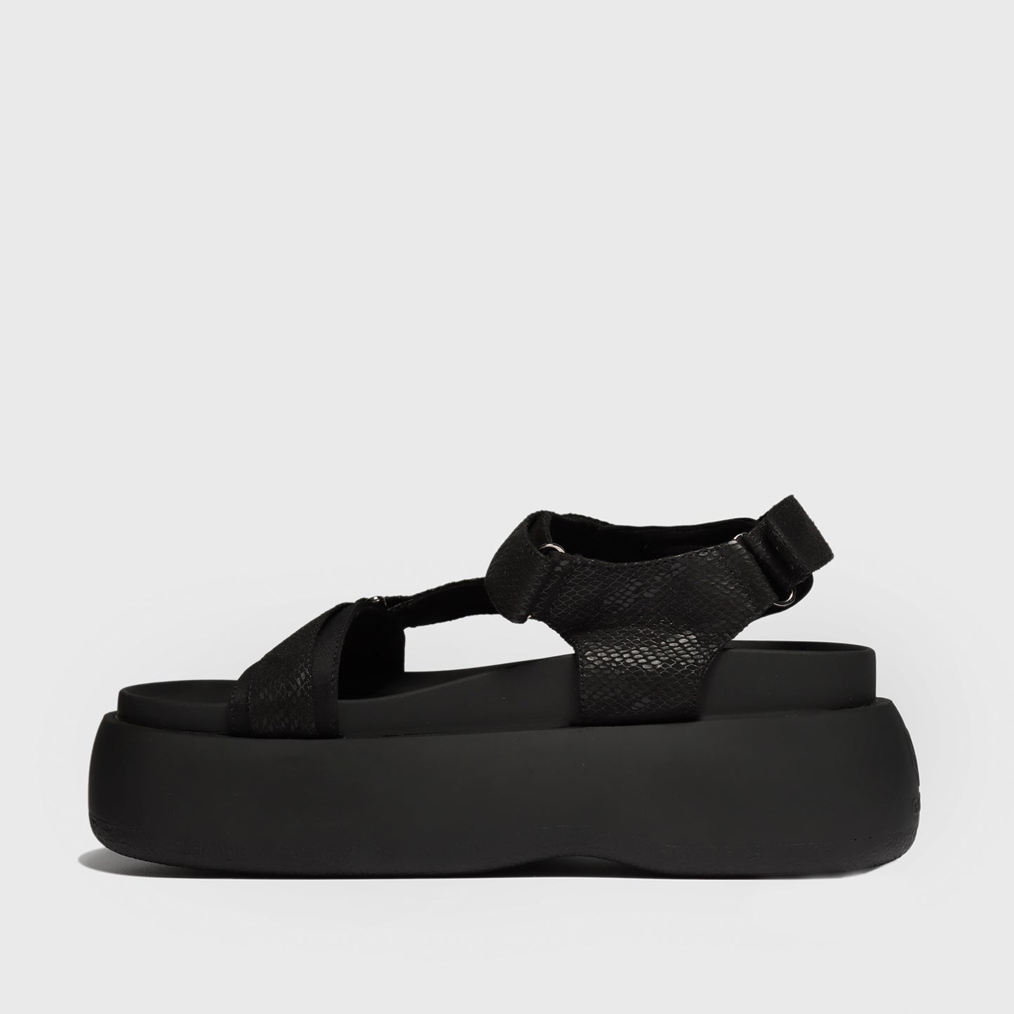 Sandalia Plataforma Negra Mujer 25274