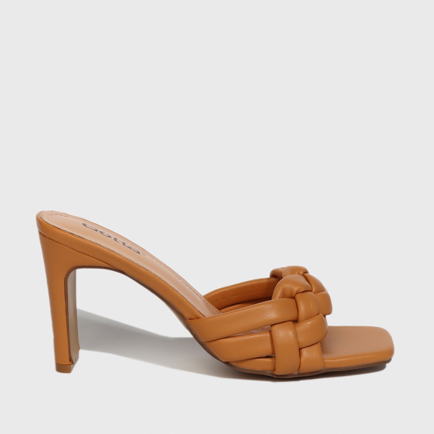 Sandalia Taco Camel Mujer 25701