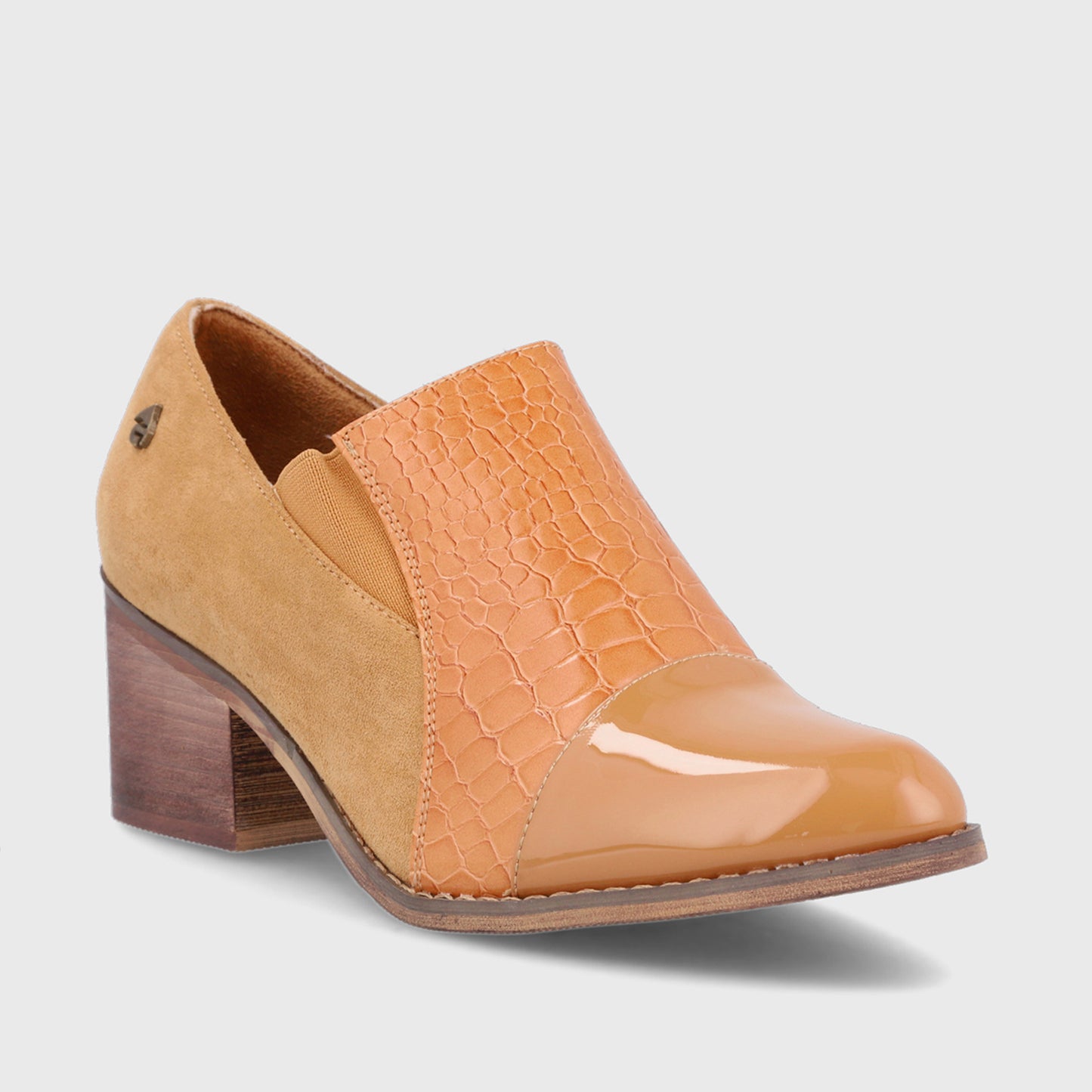Zapato Taco Camel Mujer 33731