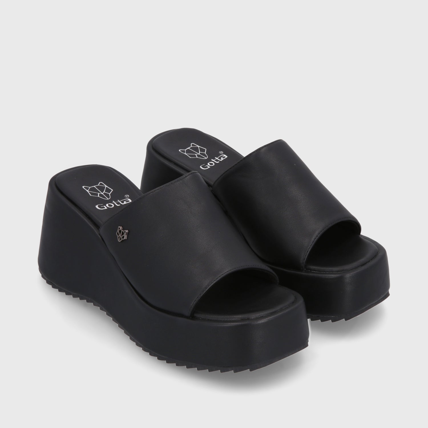 Sandalia Plataforma Negra Mujer 35240