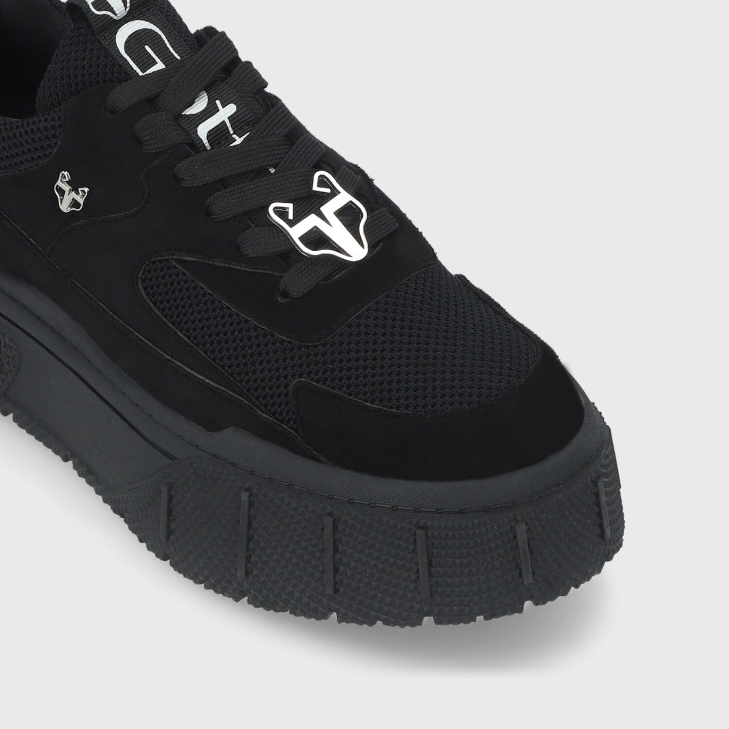 Zapatilla Negra Mujer 43052