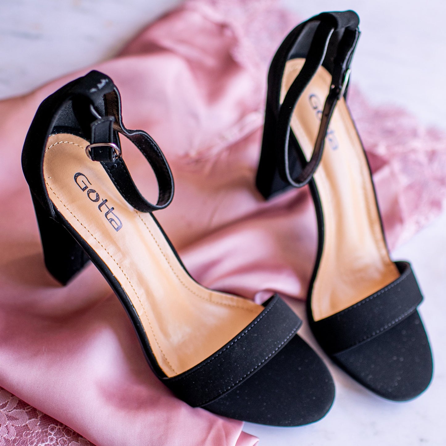 Sandalia Negra Mujer 86123
