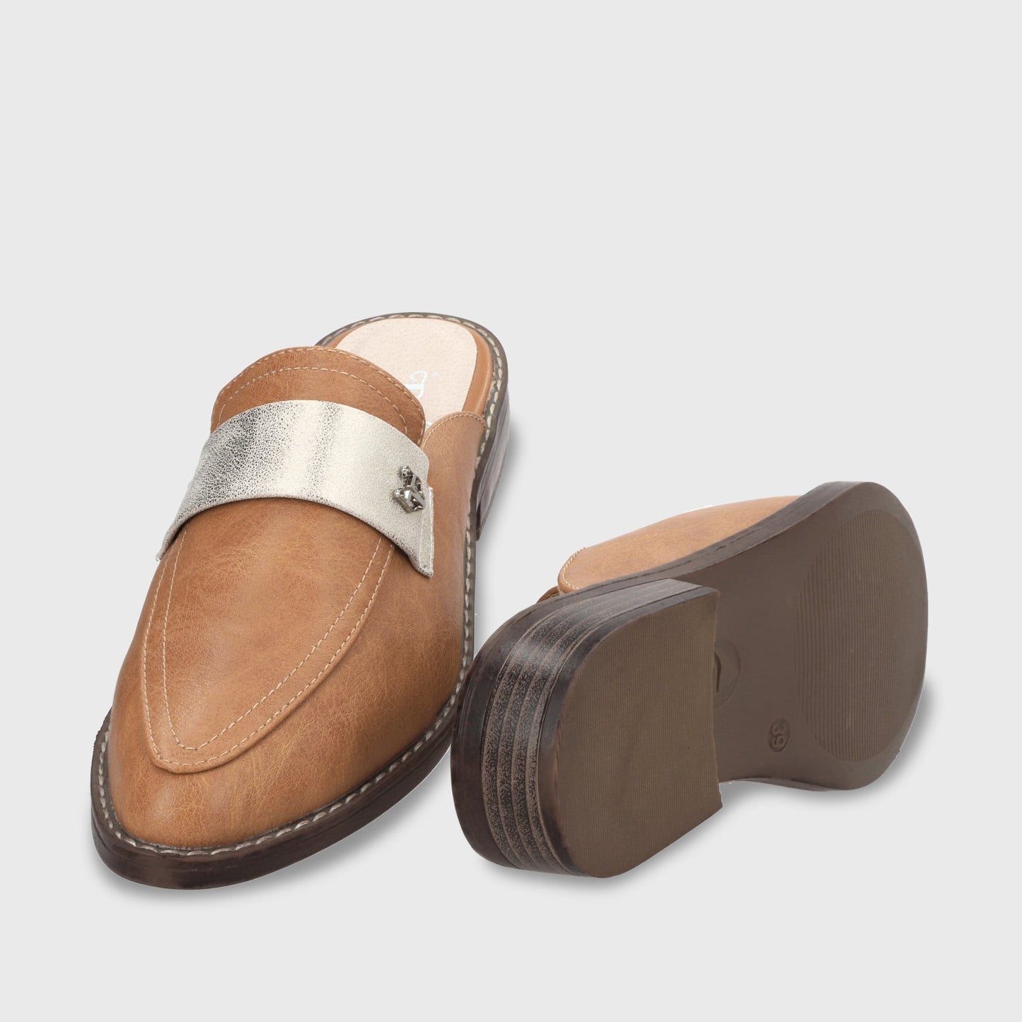 Puntilla Plana Dorada Mujer 17569 - Gotta Perú