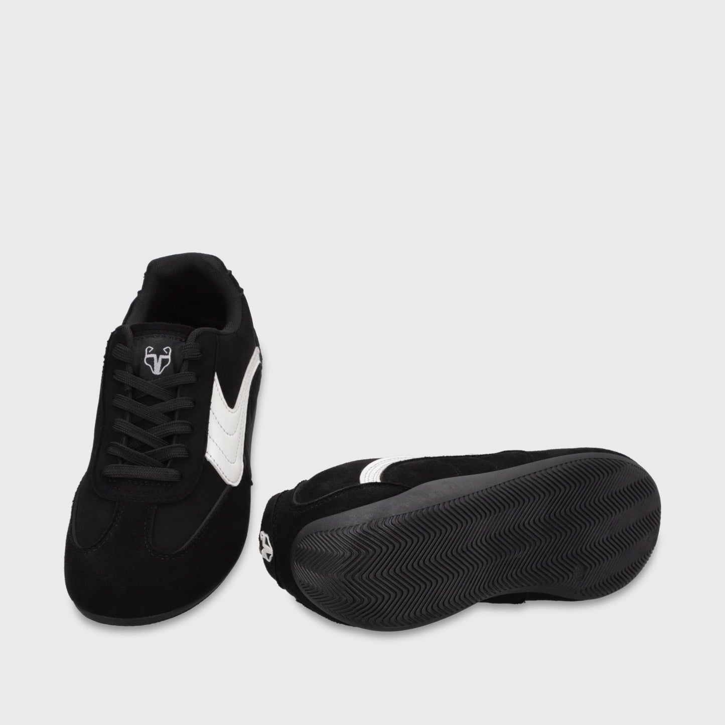 Zapatilla Negra Mujer 68010 - Gotta Perú