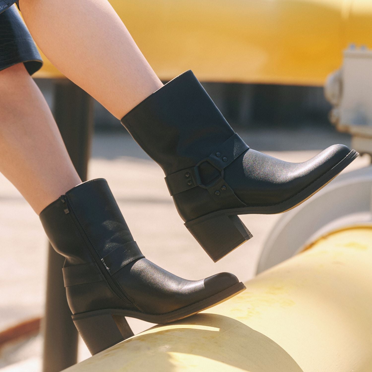 Botin Taco Negro Mujer 56030 - Gotta Perú