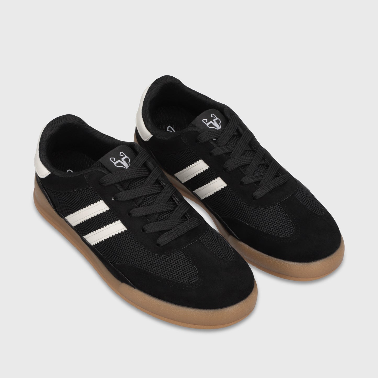 Zapatilla Negra Mujer 68020