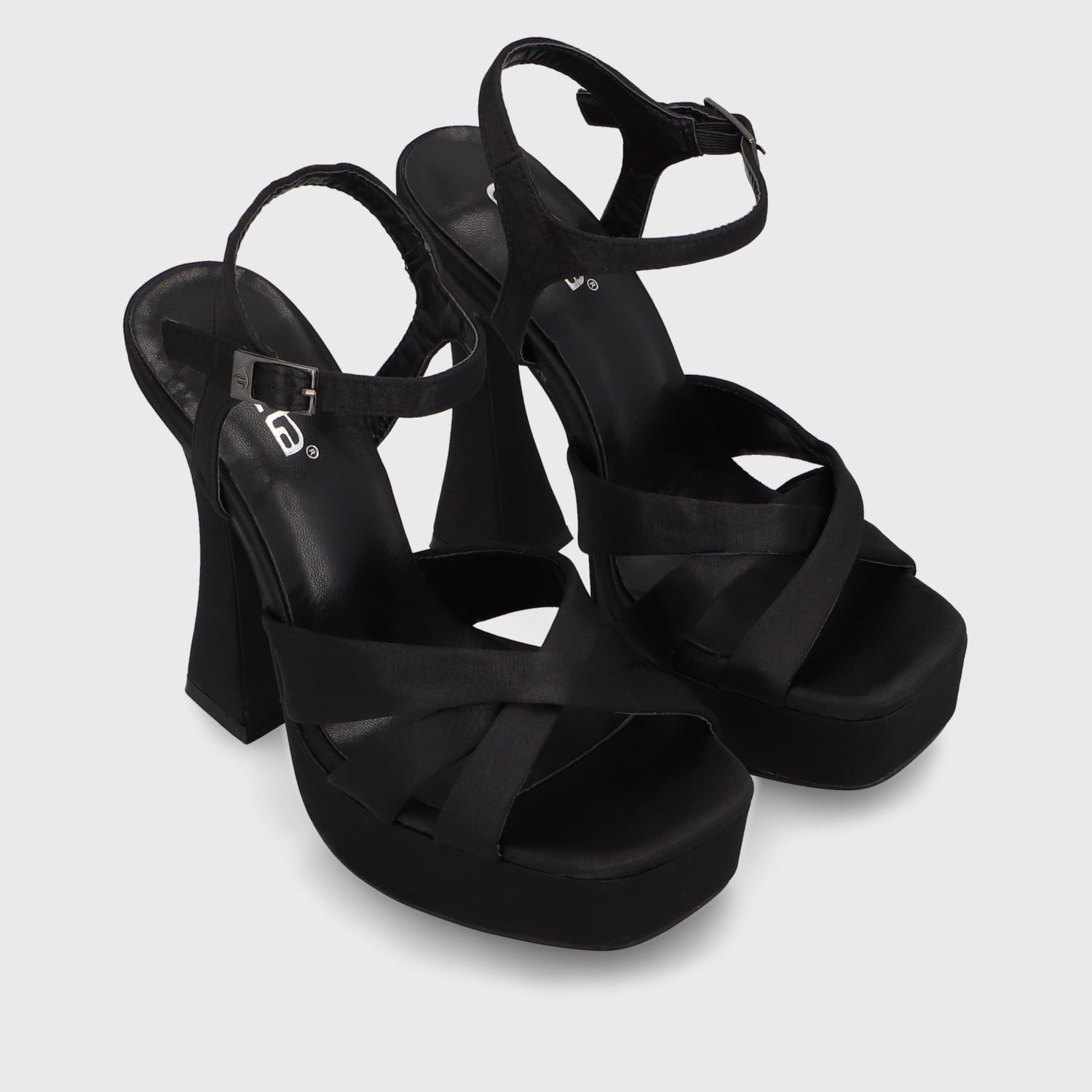 Sandalia Negra Mujer 45941 - Gotta Perú