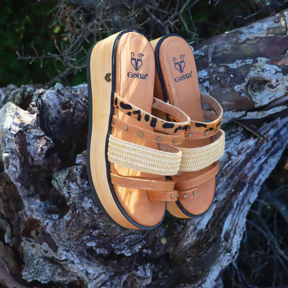 Sandalia Plataforma Beige Mujer 15617 - Gotta Perú