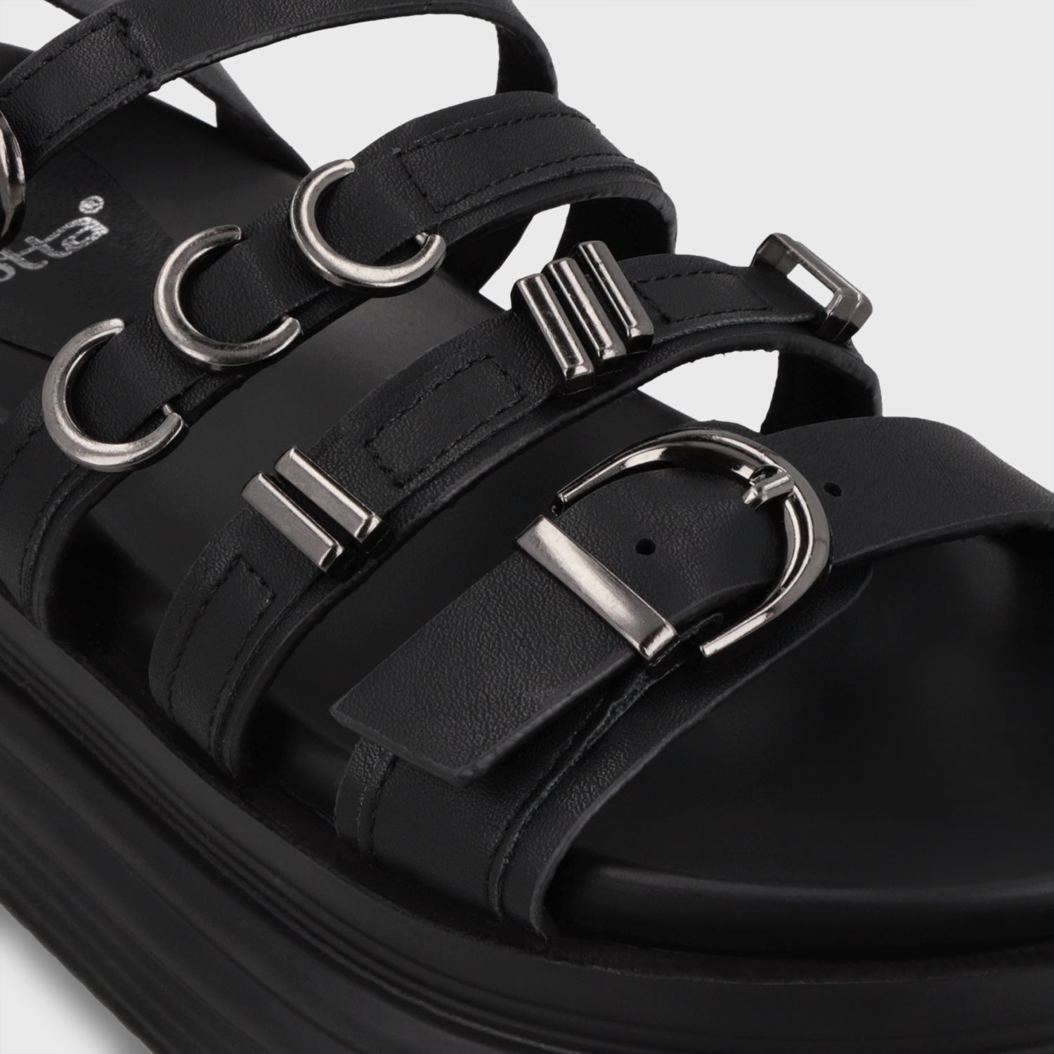 Sandalia Plataforma Negra Mujer 1571C - Gotta Perú