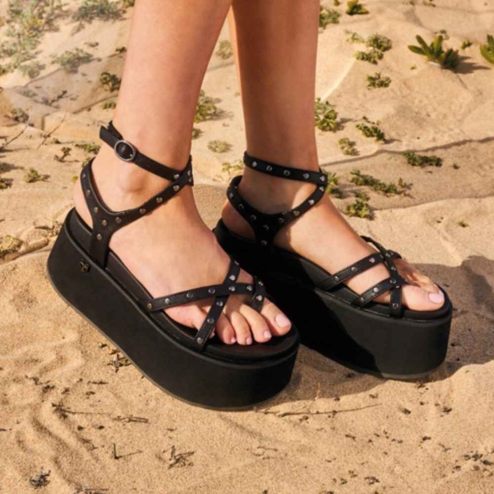 Sandalia Plataforma Negra Mujer 35188 - Gotta Perú