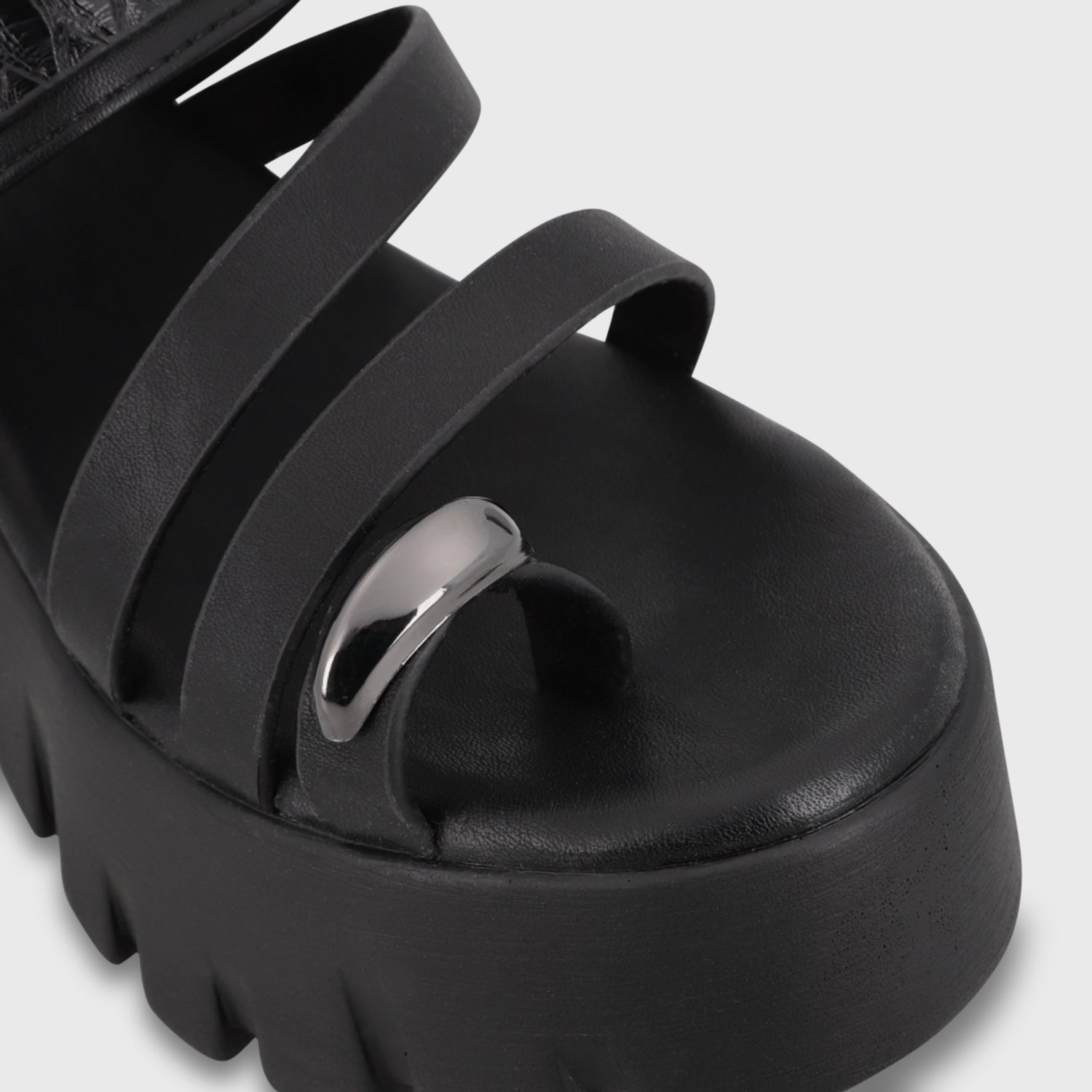 Sandalia Plataforma Negra Mujer 65941 - Gotta Perú