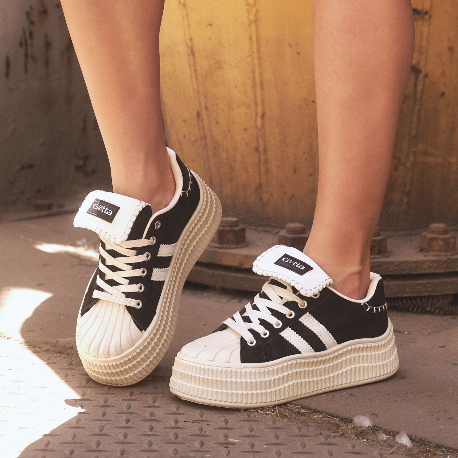 Zapatilla Plataforma Negra Mujer 58021 - Gotta Perú